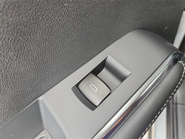 new 2025 GMC Acadia car, priced at $48,047