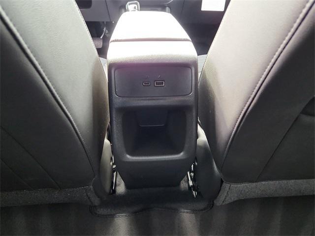 new 2025 Buick Envista car, priced at $25,461