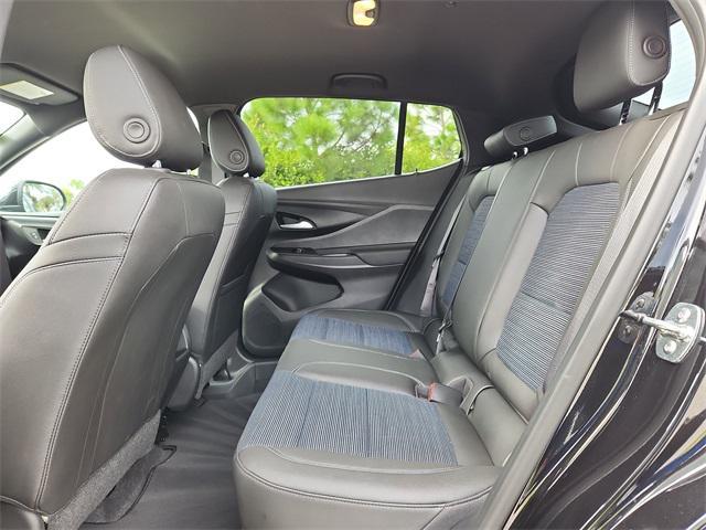 new 2025 Buick Envista car, priced at $25,461