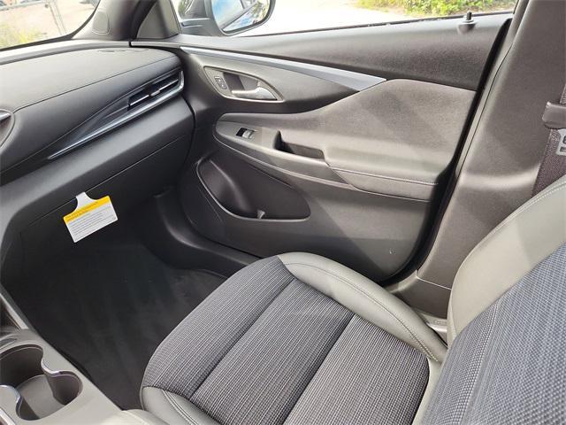 new 2025 Buick Envista car, priced at $25,461