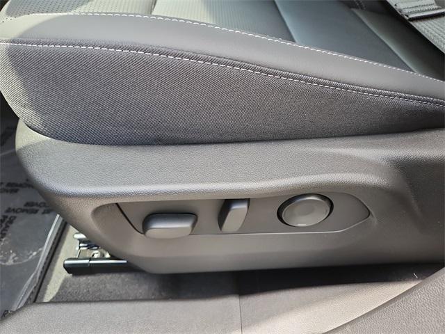 new 2025 Buick Envision car, priced at $36,754
