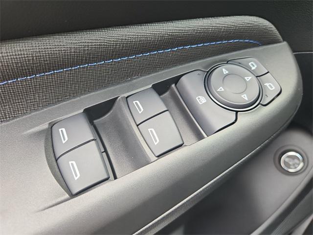 new 2025 Buick Envista car, priced at $26,430