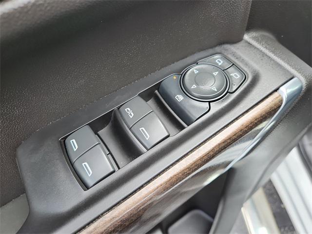 used 2022 Chevrolet Silverado 1500 car, priced at $31,500