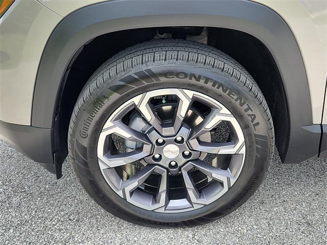 new 2025 GMC Terrain car, priced at $35,181