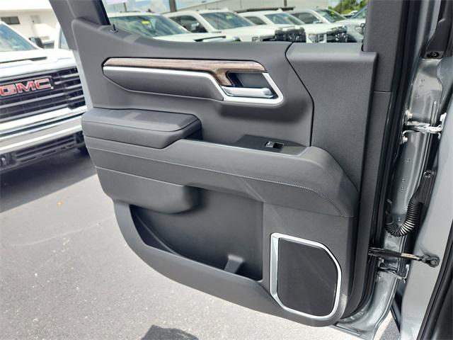 new 2025 GMC Sierra 1500 car, priced at $50,590