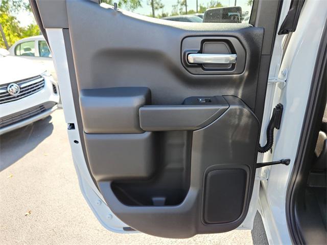 new 2025 GMC Sierra 1500 car, priced at $38,920