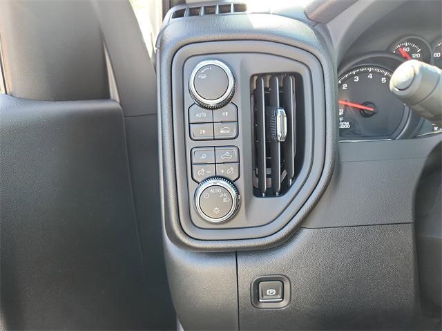new 2025 GMC Sierra 1500 car, priced at $38,920