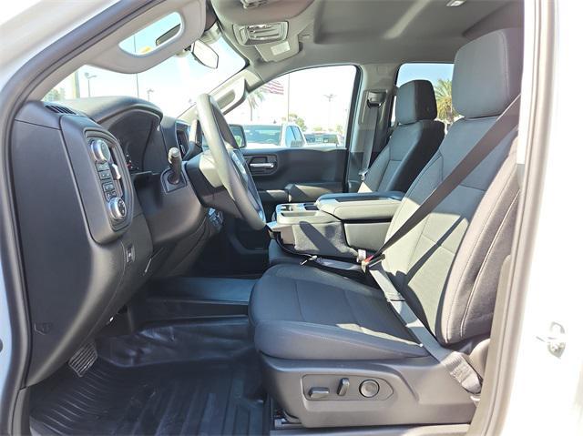 new 2025 GMC Sierra 1500 car, priced at $38,920