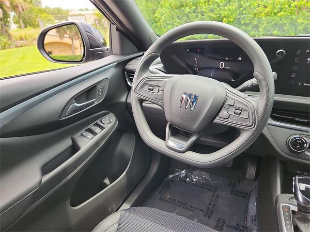 new 2025 Buick Envista car, priced at $24,172