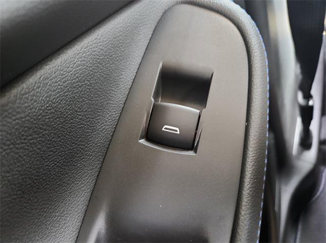 new 2025 Buick Encore GX car, priced at $31,601