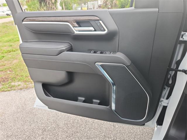 new 2025 GMC Sierra 1500 car, priced at $50,045