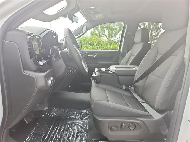 new 2025 GMC Sierra 1500 car, priced at $50,045