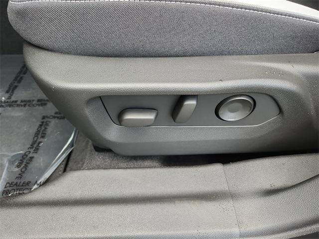 new 2025 Buick Envision car, priced at $39,917