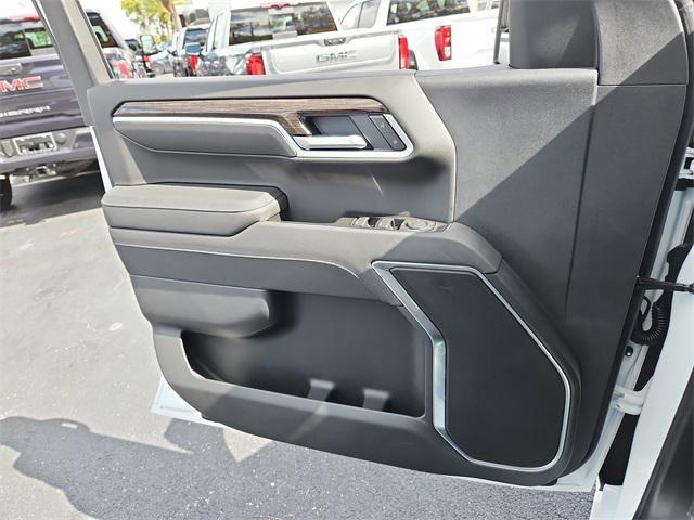 new 2026 GMC Sierra 1500 car, priced at $51,634