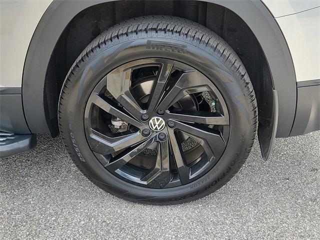 used 2022 Volkswagen Atlas car, priced at $26,500