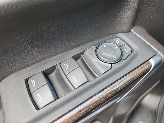 used 2022 Chevrolet Silverado 1500 car, priced at $38,700