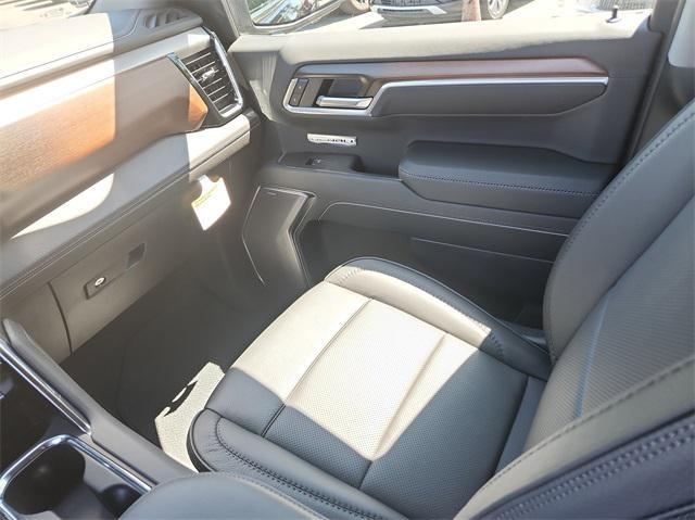 new 2025 GMC Sierra 1500 car, priced at $68,012