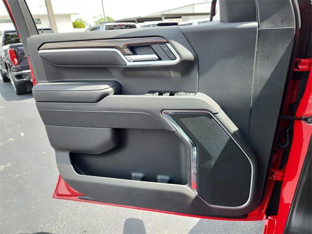 new 2026 GMC Sierra 1500 car, priced at $47,089