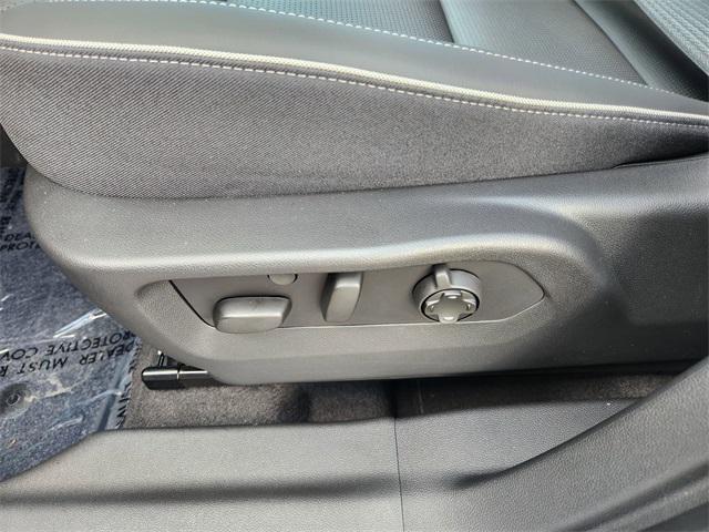 new 2025 Buick Envision car, priced at $46,424