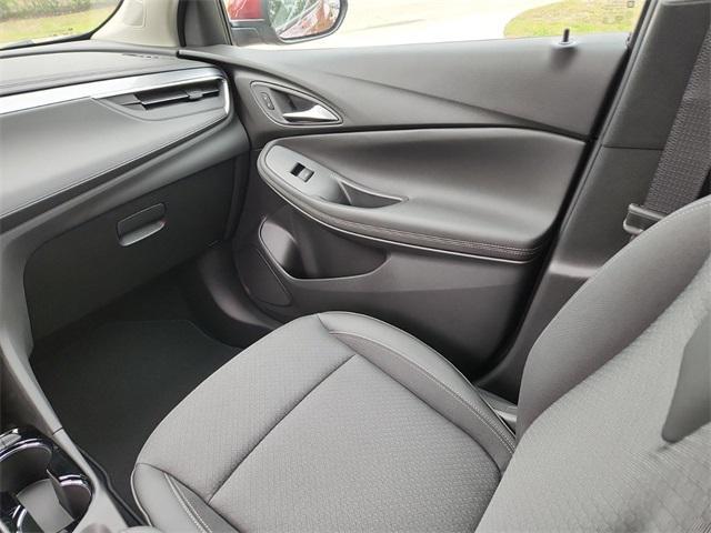 new 2025 Buick Encore GX car, priced at $26,402