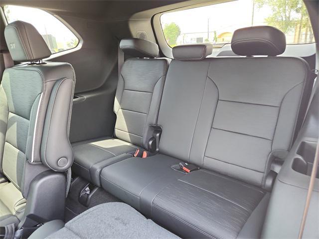 new 2025 Buick Enclave car, priced at $47,285