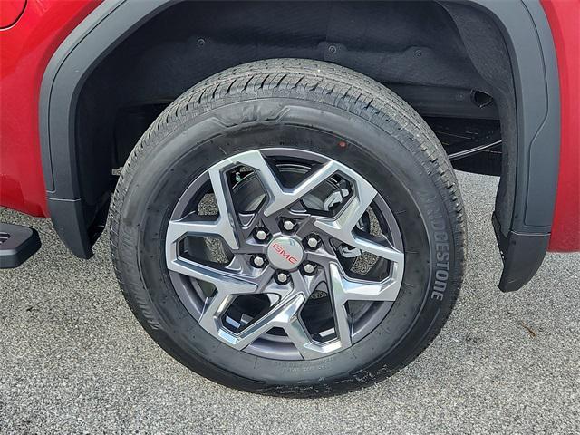 new 2025 GMC Sierra 1500 car, priced at $59,640
