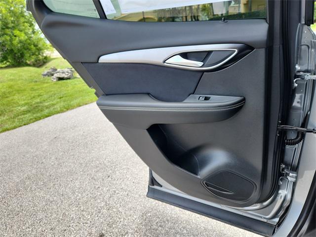 new 2025 Buick Envision car, priced at $40,350