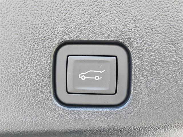 new 2025 GMC Acadia car, priced at $48,032