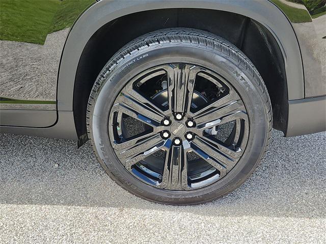 new 2025 GMC Acadia car, priced at $48,032