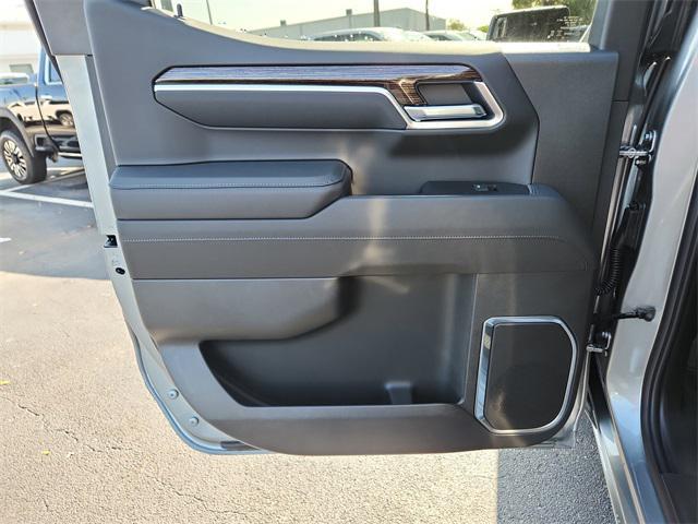 new 2025 GMC Sierra 1500 car, priced at $50,590