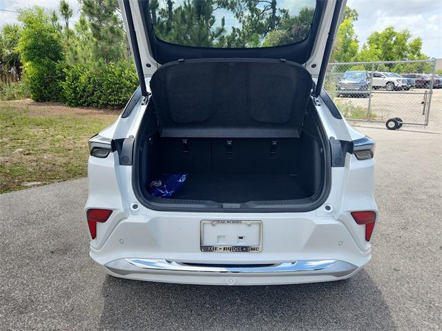 new 2025 Buick Envista car, priced at $30,130