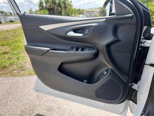 new 2025 Buick Envista car, priced at $30,130