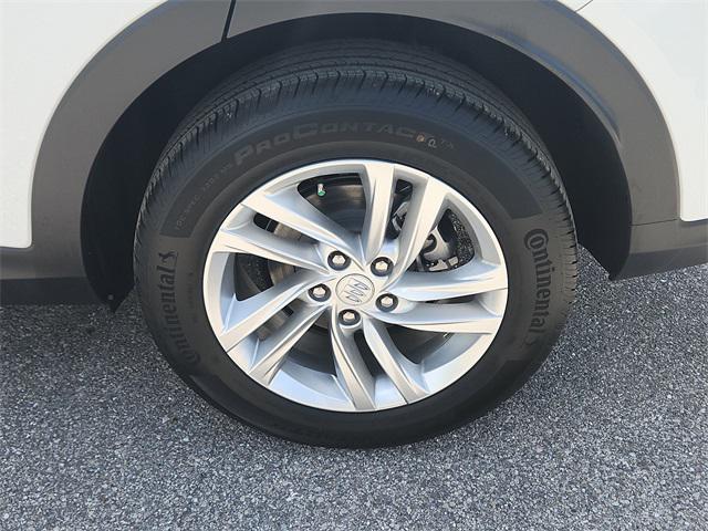 new 2025 Buick Envista car, priced at $26,685