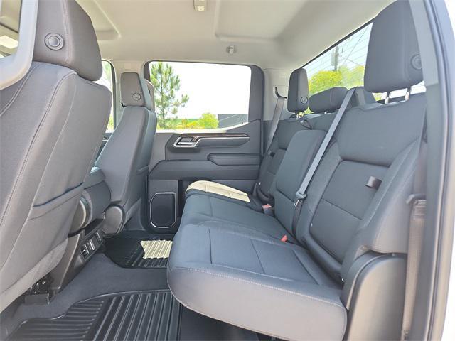 new 2025 GMC Sierra 1500 car, priced at $49,225