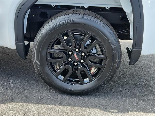 new 2025 GMC Sierra 1500 car, priced at $45,081