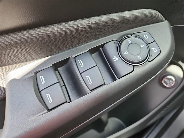 new 2025 Buick Envista car, priced at $26,081