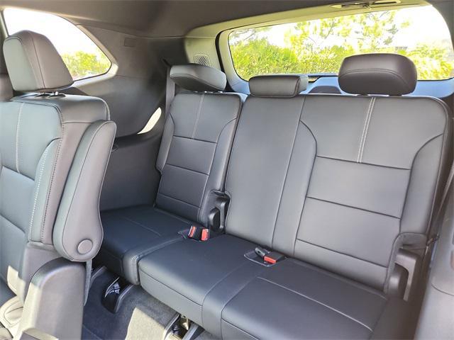 new 2025 GMC Acadia car, priced at $49,430