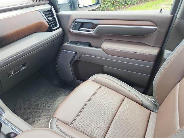 new 2025 GMC Sierra 3500 car, priced at $86,845