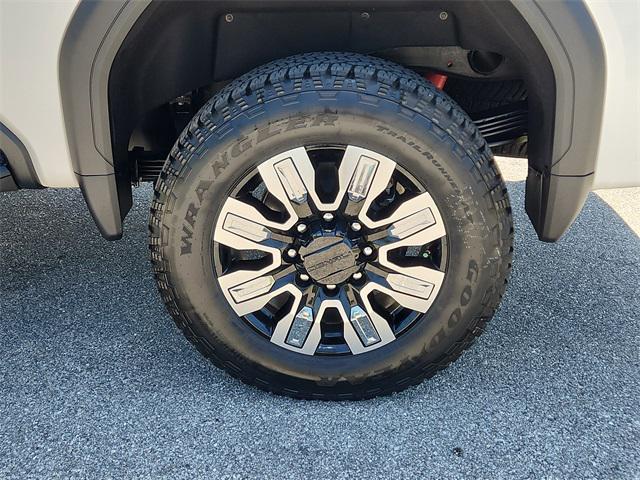 new 2025 GMC Sierra 2500 car, priced at $87,865