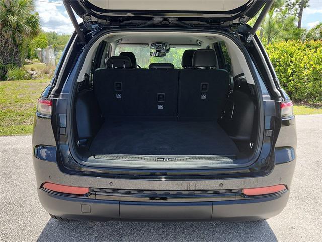 used 2023 Jeep Grand Cherokee car, priced at $28,500