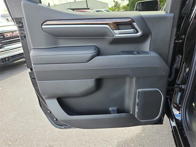 new 2025 GMC Sierra 1500 car, priced at $50,590