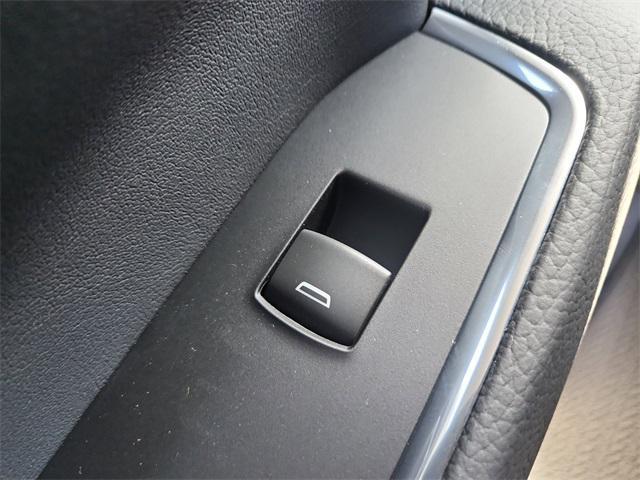 new 2025 GMC Sierra 1500 car, priced at $69,138