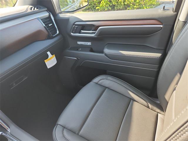 new 2025 GMC Sierra 1500 car, priced at $69,138