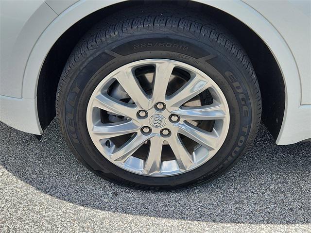 used 2020 Buick Envision car, priced at $20,000