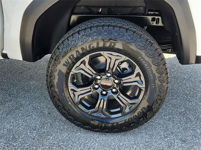 new 2025 GMC Canyon car, priced at $44,966