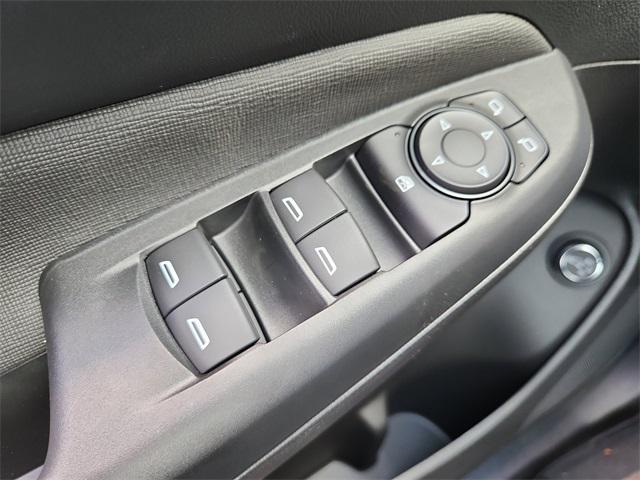 new 2025 Buick Envista car, priced at $27,180