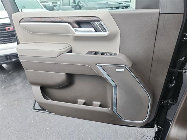 new 2025 GMC Sierra 1500 car, priced at $59,775