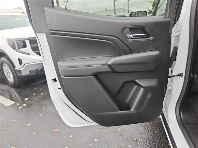 new 2025 GMC Canyon car, priced at $39,995