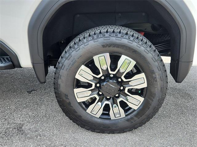 new 2025 GMC Sierra 2500 car, priced at $77,074