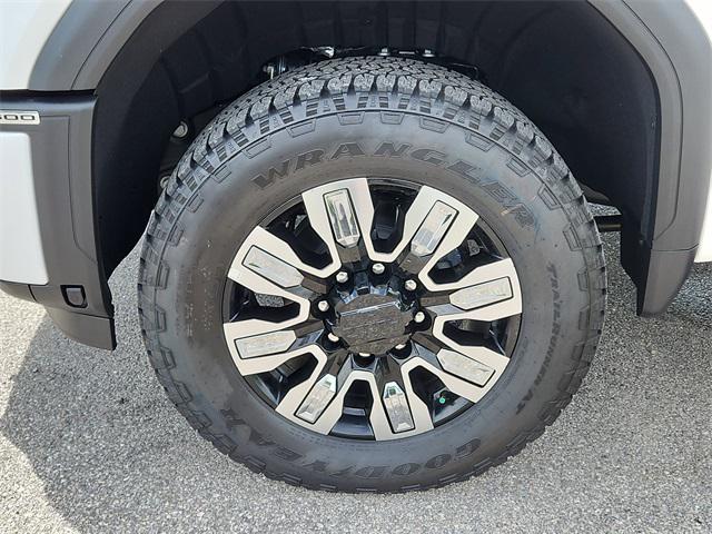 new 2025 GMC Sierra 2500 car, priced at $77,074